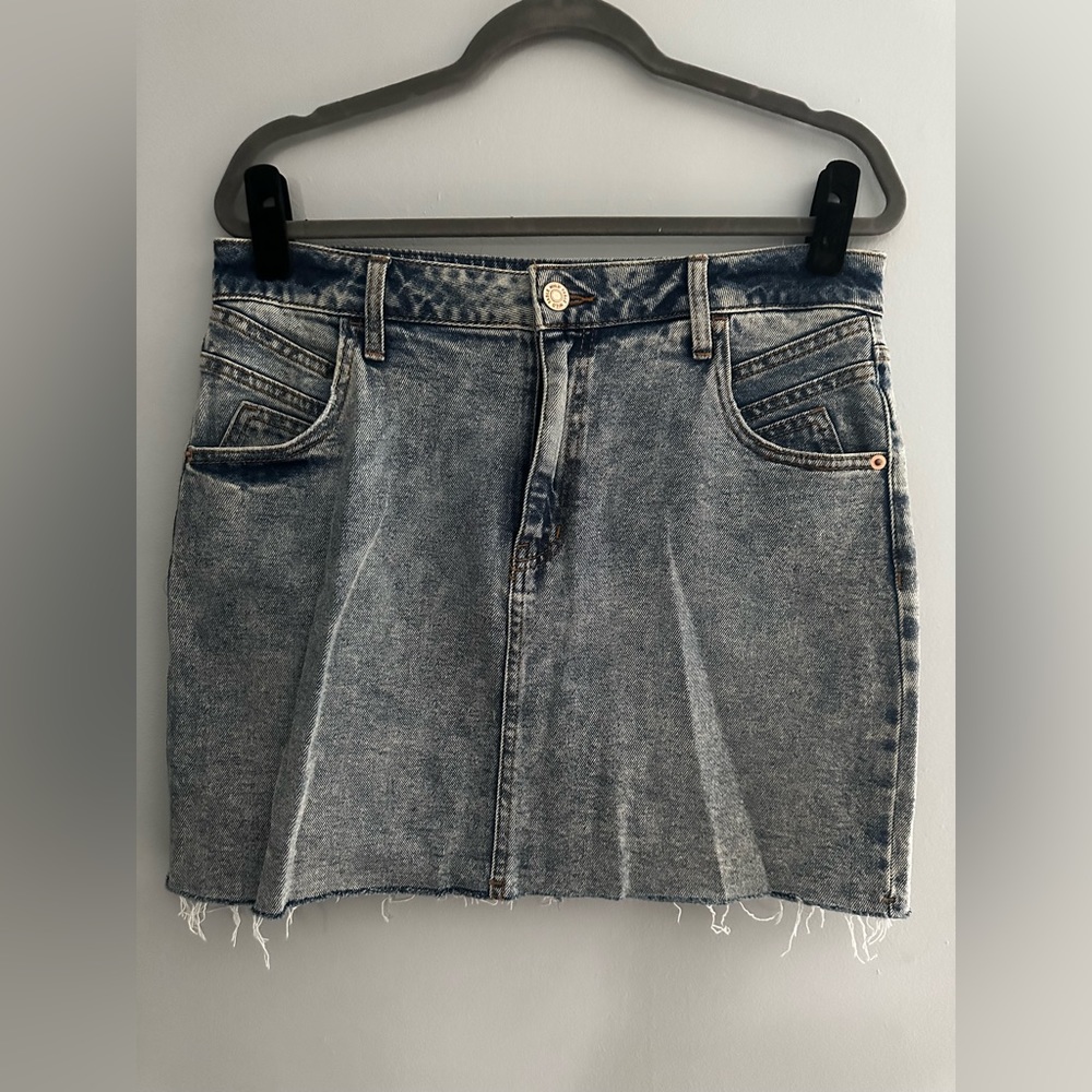 Distressed denim skirt, Wild Fable size large